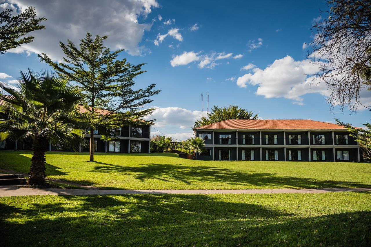 Royal Solwezi Hotel Exterior photo