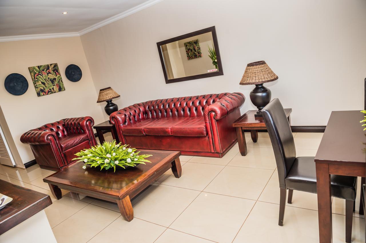 Royal Solwezi Hotel Exterior photo